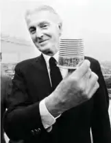  ??  ?? In this file photo taken on January 28, 1982 French aristocrat and fashion designer Hubert de Givenchy poses with the Golden Thimble award of French Fashion in Paris.