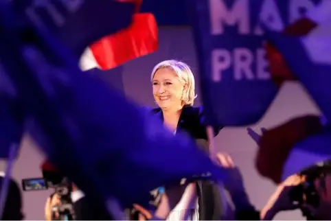  ??  ?? The Front National leader told supporters that the ‘survival of French civilisati­on’ was now at stake