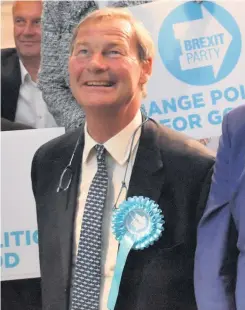  ??  ?? > The Brexit Party’s Rupert Lowe pulled out of Dudley North