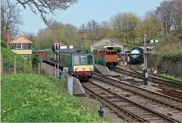  ?? RICHARD FARRANT ?? A driver training session on the recently purchased Class 107 DMU No. 52006/25 in progress at Midsomer Norton on April 10.