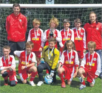  ??  ?? Boughton & Dunkirk Primary School’s Year 6 team who reached the ESFA national finals