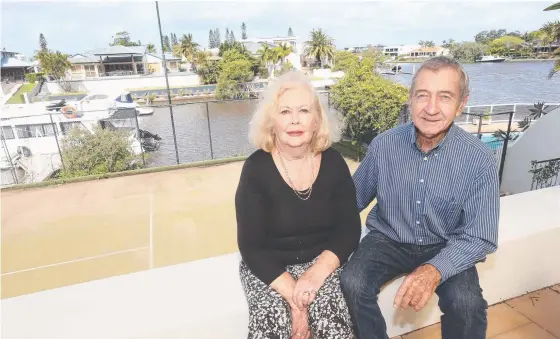  ?? Picture: MIKE BATTERHAM ?? St Tropez Terrace residents Terry and Helen Hiscock are angry over plans to subdivide a block on their street in Sorrento.