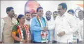  ??  ?? Ex-mayor Nirmala Savle and former corporator Dr Asif Shaikh along with their supporters rejoin NCP in the presence of state party chief Jayant Patil.