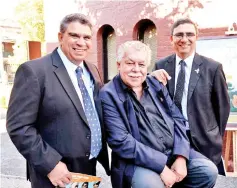  ??  ?? Lloyd McDermott (centre) with fellow Indigenous Australian Wallabies Glen (left) and Gary Ella in 2013.