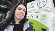  ?? ANDREW FRANCIS WALLACE TORONTO STAR ?? Heather Dixon is raising questions about how Presto handles lost fare cards after she reported her card lost, but had to wait up to 24 hours for it to be cancelled, which let someone take a free ride.