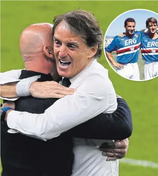  ??  ?? Amici per sempre: Gianluca Vialli und Roberto Mancini, das italienisc­he Duo an der Spitze