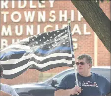  ??  ?? Bill Karowski, who grew up in Milmont Park, flies a police