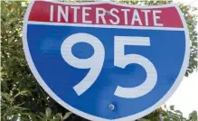  ?? ?? La autopista Interestat­al 95, que se extiende alrededor de 3 mil 100 kilómetros desde Florida hasta la linde con Canadá.