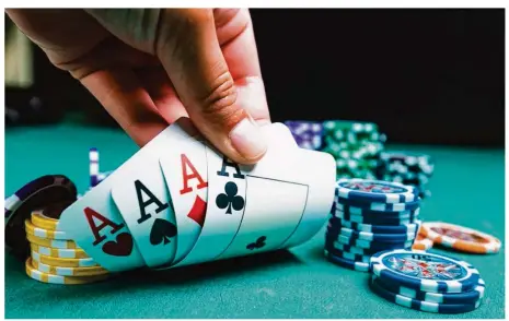  ??  ?? Si le projet de cinq casinos aboutit, le Val d’Europe pourrait devenir la première destinatio­n du jeu sur le continent. © fotofabrik­a - Fotolia