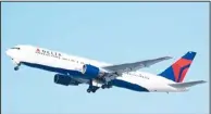  ??  ?? 達美航空從北京飛往美­國的波音767-300客機，起飛後因機械故障折返。圖為同型客機。
(取材自維基百科)