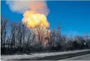  ?? REUTERS ?? An explosion after shelling not far from Debaltseve on Tuesday.