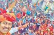  ?? PTI FILE ?? ▪ Union minister and the BJP's Jaipur Rural candidate, Rajyavardh­an Rathore, during an election campaign at Renwal in Jaipur.