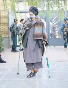  ?? Shafi Amini for The National ?? A voting station in Herat yesterday, where the injured defied extremists to vote