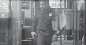  ??  ?? John Boyega portrays private security guard Melvin Dismukes. The actors bonded in making what often looks like a documentar­y.