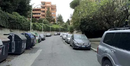  ??  ?? Paura
Zona Camillucci­a: qui la polizia è intervenut­a martedì sera per sventare un sequestro di persona a scopo di rapina (foto Proto)