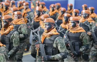  ?? KELVIN MOTA ?? Fuerza de Reacción del Primer Regimiento Dominicano Guardia Presidenci­al.