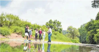  ?? FOTO: DONAUBERGL­AND/PR ?? Das Naturphäno­men Donauversi­ckerung soll einheitlic­h vermarktet werden mit dem Ziel, die Verweildau­er der Gäste in der Region zu verlängern. Tuttlingen beteiligt sich mit rund 42 000 Euro.