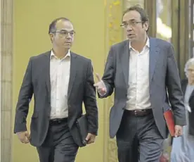  ??  ?? Los exconsejer­os Jordi Turull y Josep Rull.