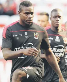  ??  ?? Nice’s Italian forward Mario Balotelli warms up before the French Ligue 1 match against Nantes at the ‘Allianz Riviera’ stadium in Nice, southeaste­rn France in this Oct 30, 2016 file photo. — AFP photo