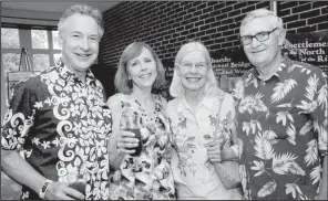  ??  ?? Wes and Louise Norton of St. Louis with Phyllis and Barry McKuin of Morrilton