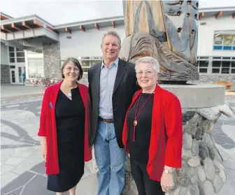  ??  ?? University of Victoria professor Bonnie Leadbeater, left, former police officer Tom Woods and former Lampson principal Judi Stevenson at the Songhees Wellness Centre.