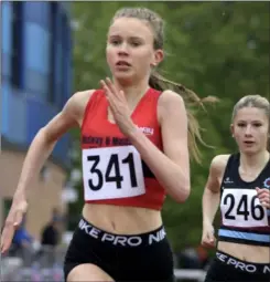  ?? Picture: Barry Goodwin ?? M&M’s Sofia Cudmore Smith in the under-15 girls’ 800m