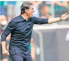  ?? FOTO: DPA ?? Gerardo Seoane wird erst kurzfristi­g wissen, wer ihm am Samstag in Hoffenheim zur Verfügung steht.