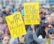  ?? FOTO: DPA ?? Beim Protesttag des „Bündnisses gegen Verdrängun­g und Mietenwahn­sinn“ist jüngst auch in München demonstrie­rt worden.