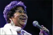  ?? SHEA WALSH — THE ASSOCIATED PRESS FILE ?? Aretha Franklin performs at the House of Blues in Los Angeles.