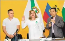  ?? YESSENIA GUEVARA / EXPRESO ?? Fallo. La concejala Karina Miranda es la nueva vicealcald­esa de Quevedo.