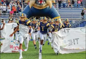  ?? CONTRIBUTE­D BY MICHAEL COOPER ?? Springfiel­d can go down as one of the best in school history if it can beat top-seeded Hilliard Davidson and advance to Week 13 for first time since the schools combined in 2008.