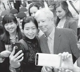  ?? Scott Olson Getty Images ?? RICHARD THALER’S insights have been applied by policymake­rs to “nudge” people to make better choices by changing how decisions are framed.