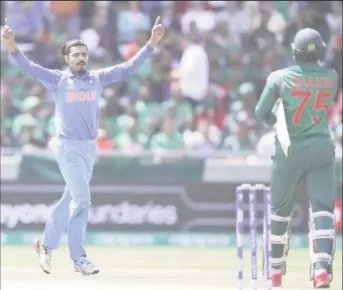  ??  ?? 2017 ICC Champions Trophy Semi Final - India’s Ravi Jadeja celebrates taking the wicket of Bangladesh’s Shakib Al Hasan (Reuters / Paul Childs)