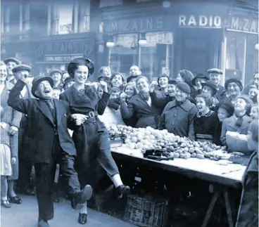  ?? YOUTUBE ?? An example of the Lambeth Walk, that the Times of London described as “a jaunty strut that involves linked arms and raised knees, and occasional­ly shouting, ‘Oi!’”