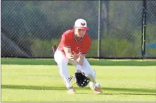  ?? Special ?? A Sonoravill­e outfielder pulls in the bouncing ball during the team’s doublehead­er sweep of Heritage Wednesday night at The Furnace.