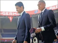  ??  ?? Al Khelaifi, el día en el que presentó a Mbappé (2018).