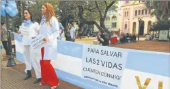  ?? CEDOC PERFIL ?? RECLAMO. En Misiones, médicos en contra salieron el jueves.