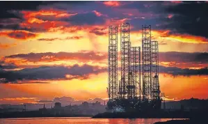  ??  ?? A dramatic Dundee sunset photograph­ed by Dherlin Laulhe-Artigolle of Broughty Ferry.