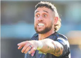  ?? Photo / Getty Images ?? TJ Perenara sends urgent instructio­ns to his Hurricanes team-mates as they try in vain to fend off the Brumbies.