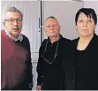  ??  ?? Harald Mohr, Elternvert­reter Michael Rösgen und Eva Lux