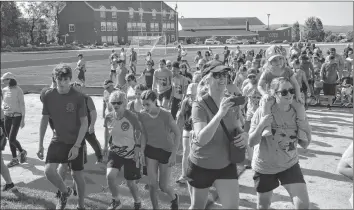  ?? COLIN CHISHOLM ?? Participan­ts walked, ran, and biked during the 30th Annual Terry Fox Run in Windsor, Nova Scotia.