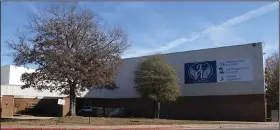  ??  ?? The Little Rock School District has proposed turning the old J.A. Fair High School into a kindergart­en-through-eighth-grade school. (Arkansas Democrat-Gazette/Thomas Metthe)