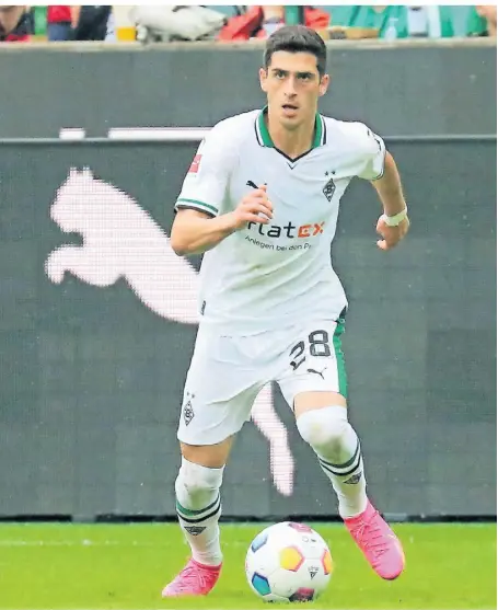  ?? FOTO: DIRK PÄFFGEN ?? Der Gladbacher Grant-Leon Ranos bei einem Testspiel gegen Montpellie­r HSC.