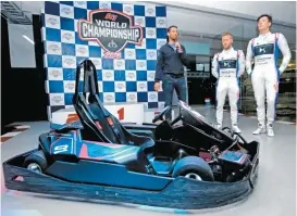  ??  ?? Los británicos estuvieron en una prueba de go-karts