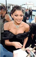  ?? ?? Zendaya
Al collo la Yellow Diamond Hypnosis