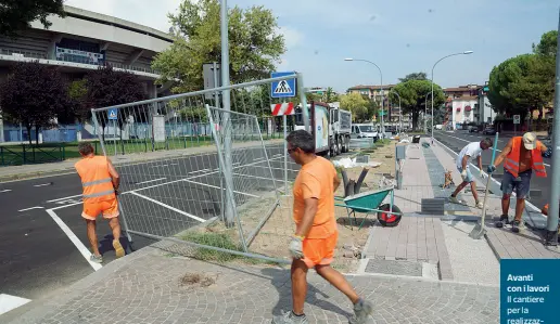  ?? (Foto Sartori) ?? Avanti con i lavori Il cantiere per la realizzazz­ione del Filobus in via Fra’ Giocondo