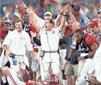  ?? MATTHEW EMMONS,
USA TODAY SPORTS ?? The unity of Nick Saban and the Alabama football program grew, thanks to a series of offseason workshops focusing on personalit­y and communicat­ion.