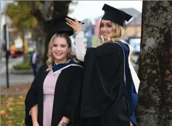  ??  ?? Graduating IT Tralee students Cathriona Walsh, Glenbeigh and Shannon Fogerty,Tralee.