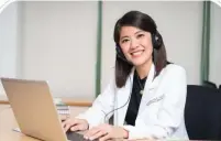  ??  ?? DOCTOR ON DUTY KonsultaMD doctors are available for online voice and video consultati­ons the whole day