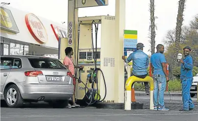  ?? Picture: FILE ?? KNOCK-ON EFFECT: The fuel price hikes on the back of higher oil prices have stoked inflation concerns